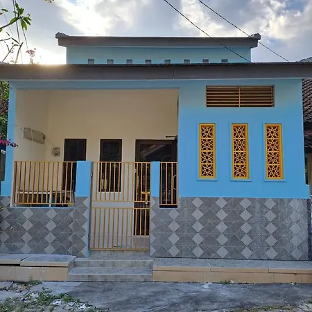 Kj Blue House Senggigi Apartment